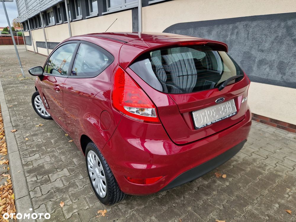 Ford Fiesta 1.4 Champions Edition - 24