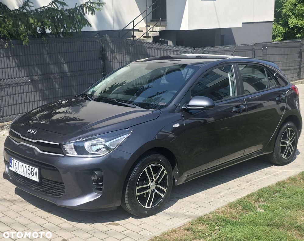 Kia Rio - 1