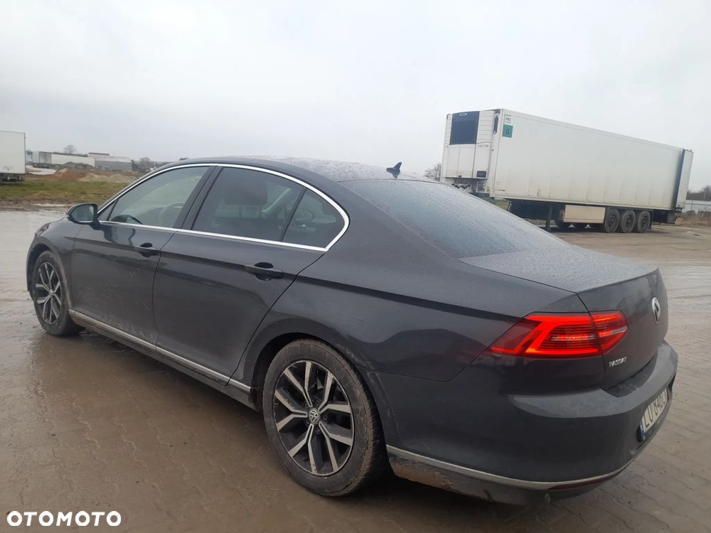 Volkswagen Passat 1.5 TSI EVO Highline DSG - 3
