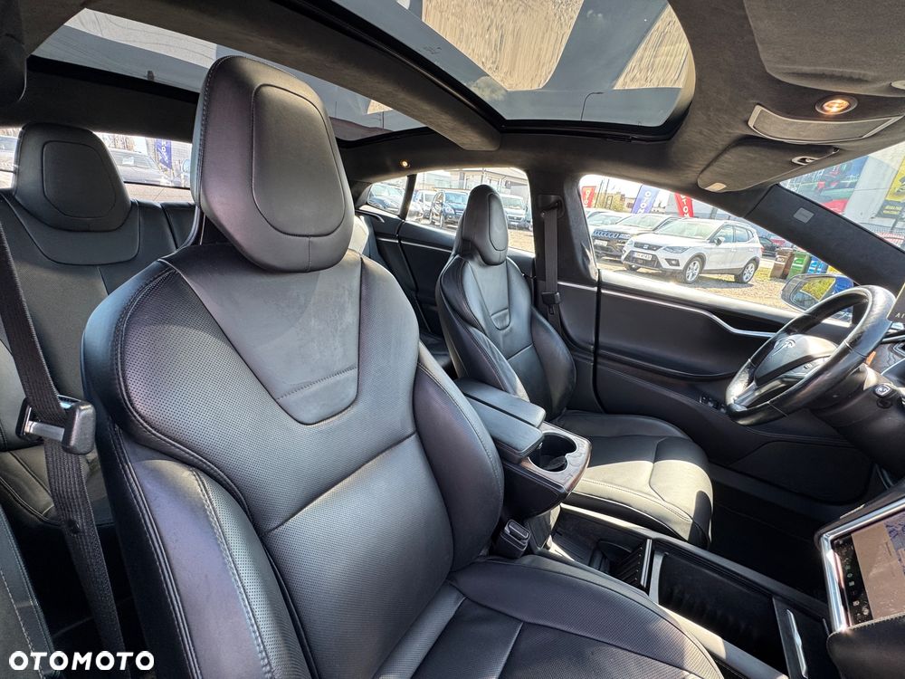 Tesla Model S 90 D Performance - 25
