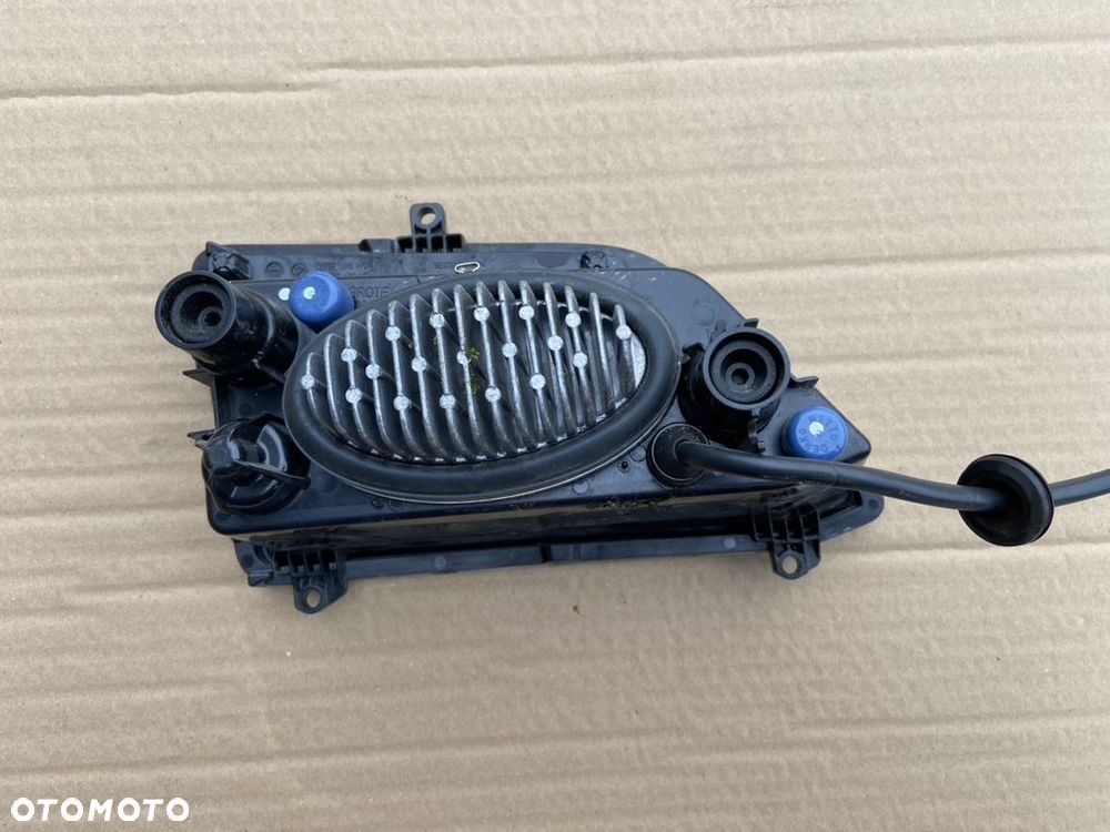 Halogen dachowy Scania R S NGR NGS Dalekosiężne - 2