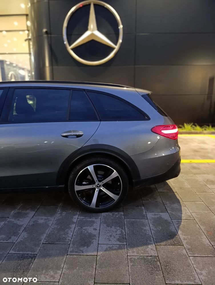 Mercedes-Benz Klasa C 220 d 4MATIC 9G-TRONIC - 8