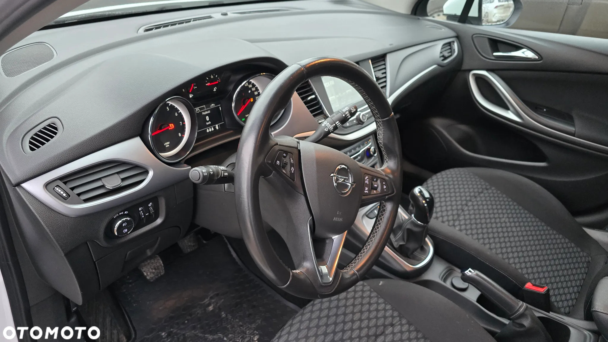 Opel Astra V 1.4 T Dynamic - 9