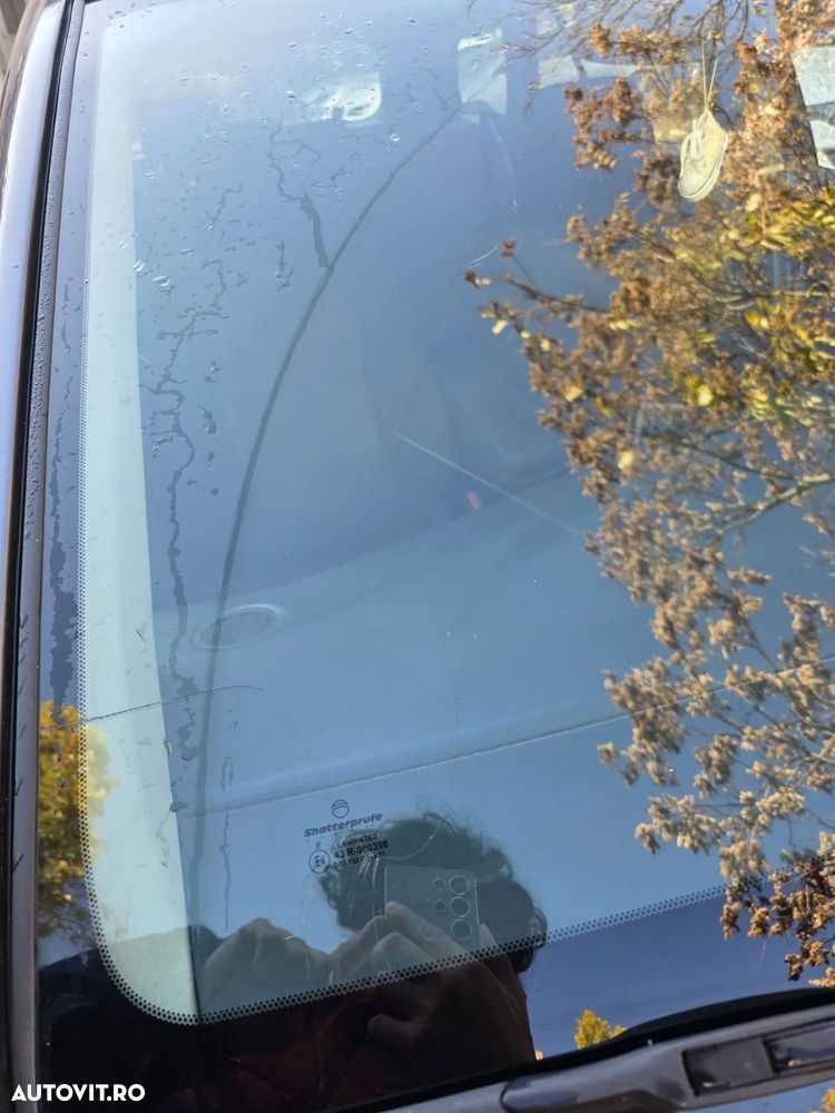 Toyota Avensis 1.8 Executiv - 5