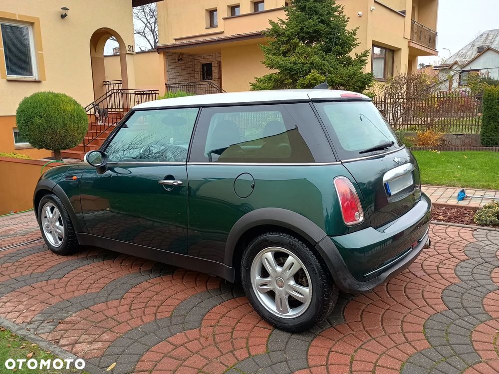 MINI Cooper Standard - 5