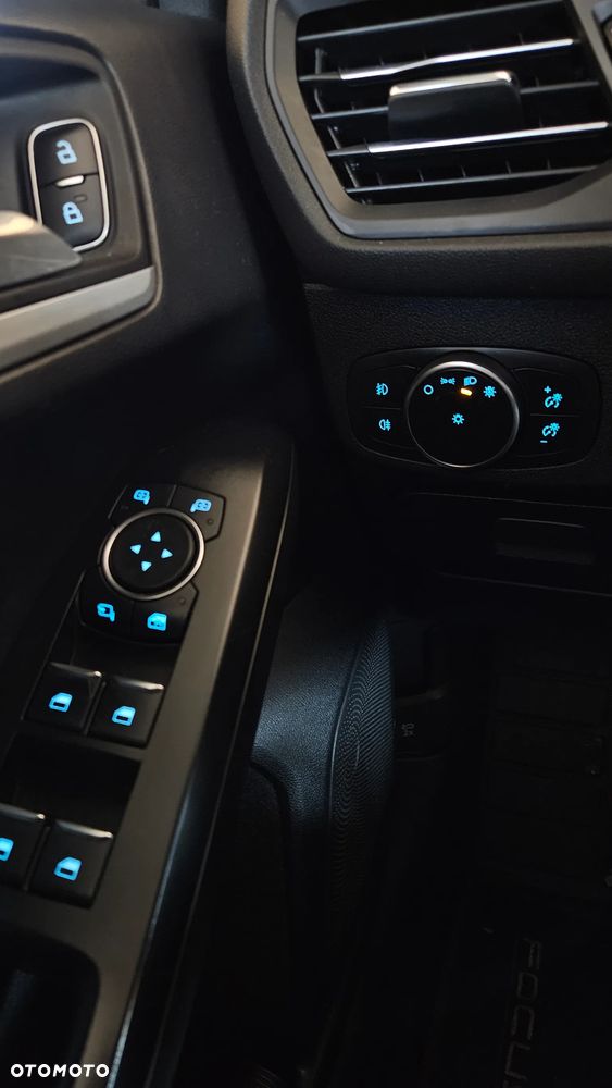 Ford Focus 1.5 EcoBlue Titanium Business - 13