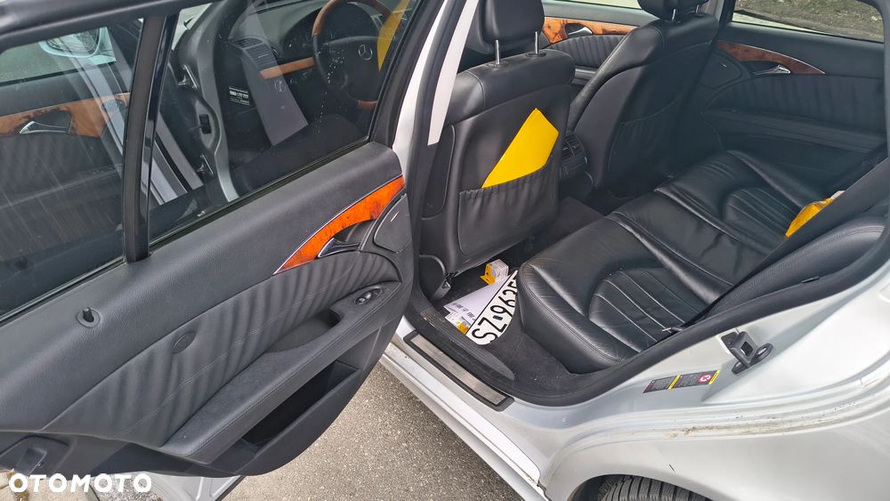 Mercedes-Benz Klasa E - 12