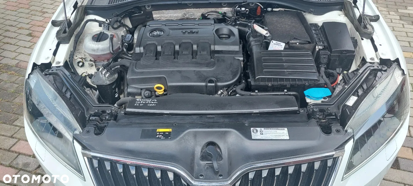 Skoda Superb Combi 2.0 TDI DSG Ambition - 8