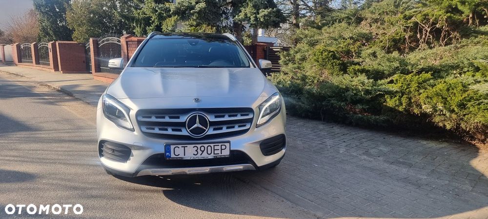 Mercedes-Benz GLA 250 4Matic 7G-DCT AMG Line - 2
