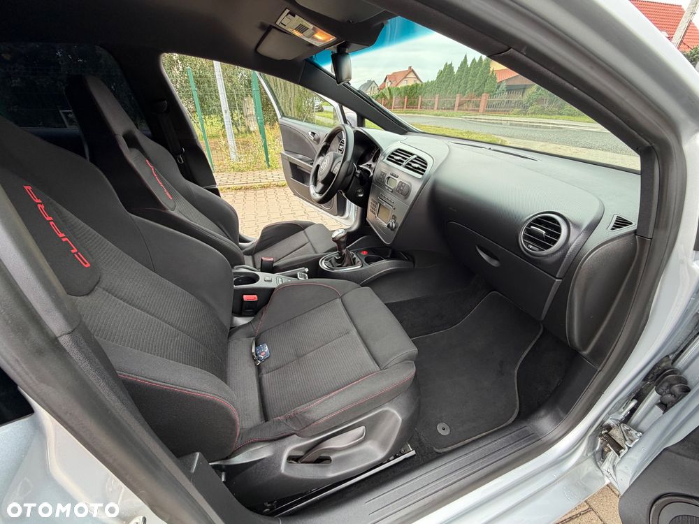 Seat Leon 2.0 T FSI Cupra R - 16