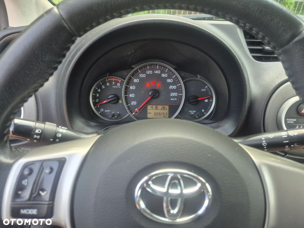 Toyota Yaris 1.33 Life - 10