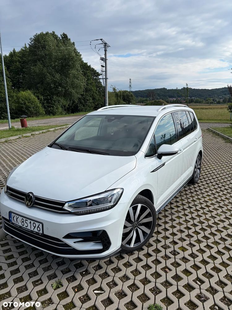 Volkswagen Touran - 1