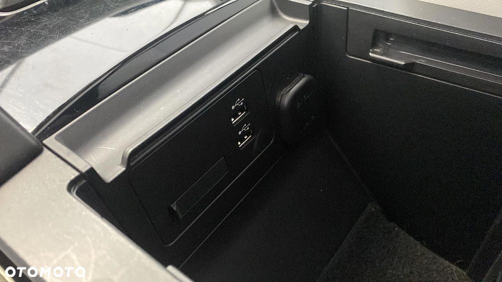 Mazda 3 e-SKYACTIV-X 186 M HYBRID EXCLUSIVE-LINE - 27