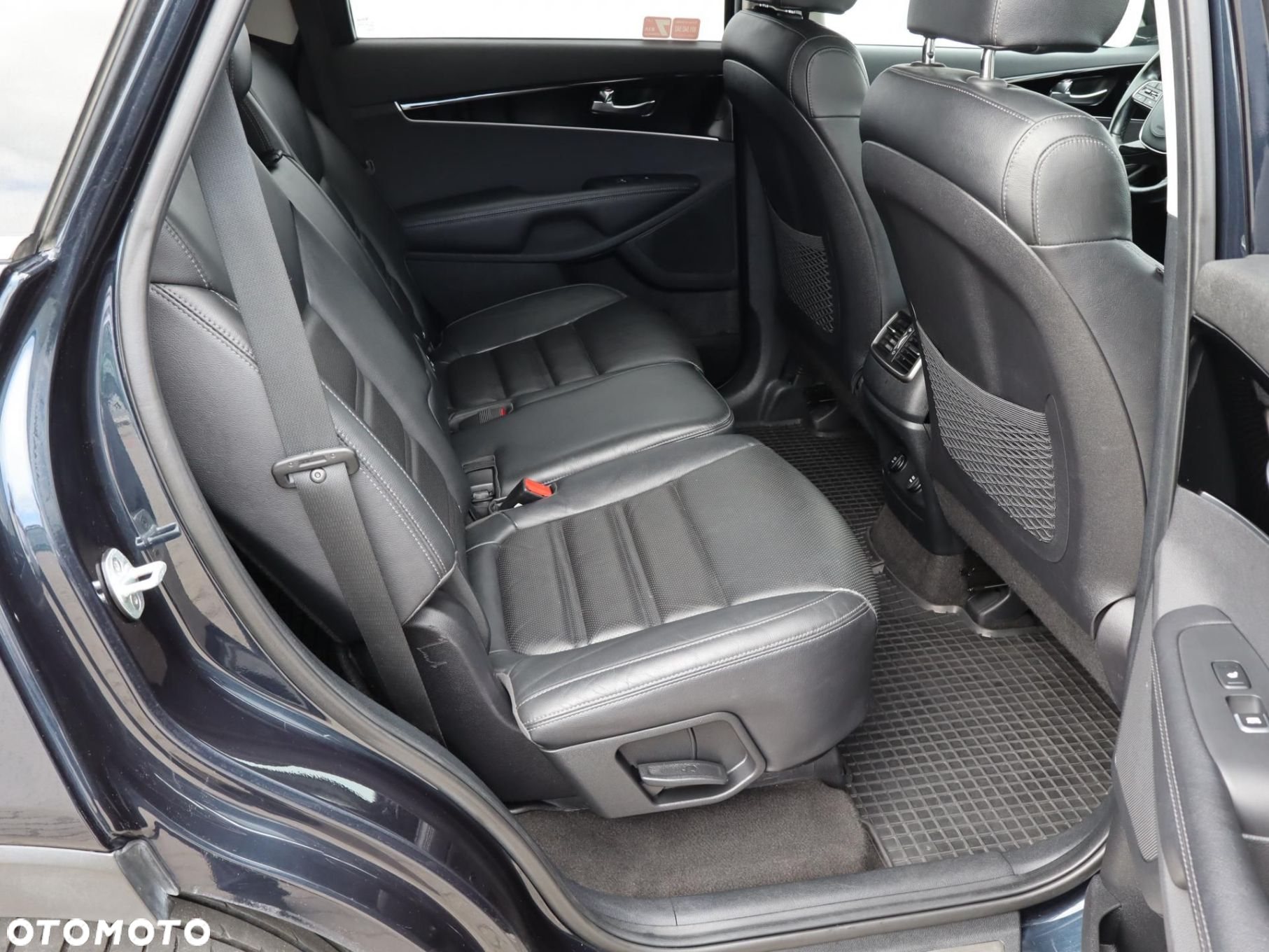 Kia Sorento - 7