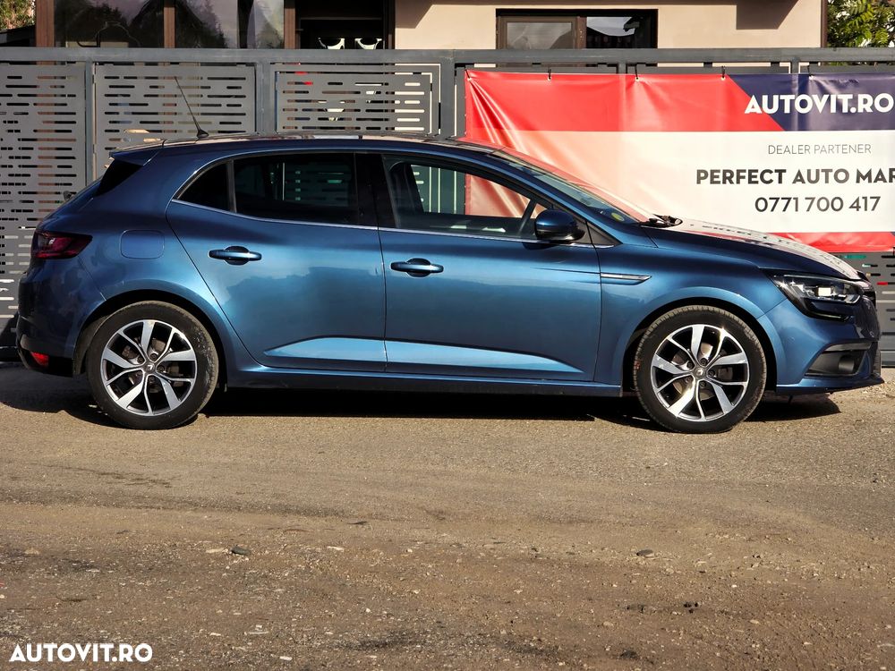 Renault Megane dCi 110 FAP EDC BOSE Edition - 6