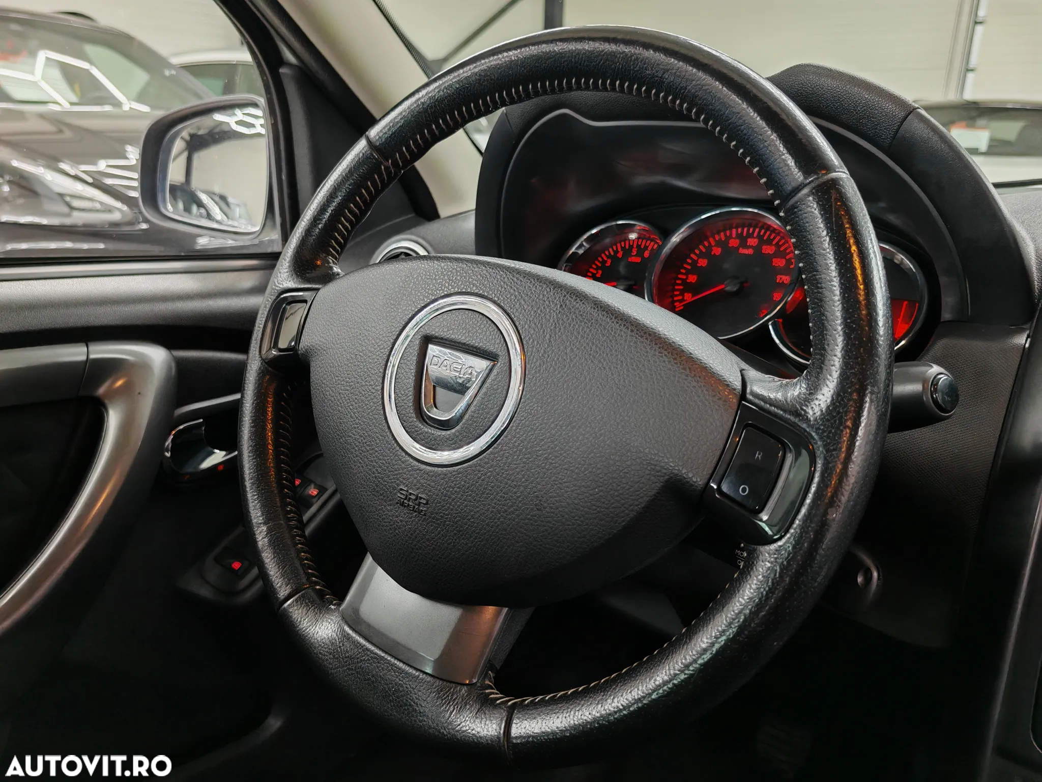 Dacia Duster 1.5 dCi 4x4 Prestige - 13
