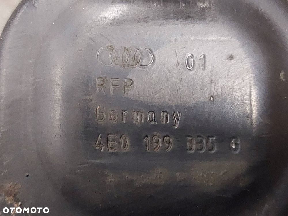 BELKA POD CHŁODNICE INTERCOOLERA AUDI A8 D3 3.0 TDI 4E0199335G - 3