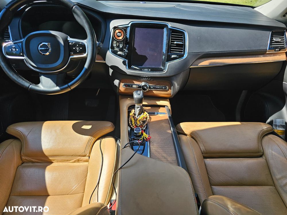 Volvo XC 90 D5 AWD Geartronic Inscription - 11