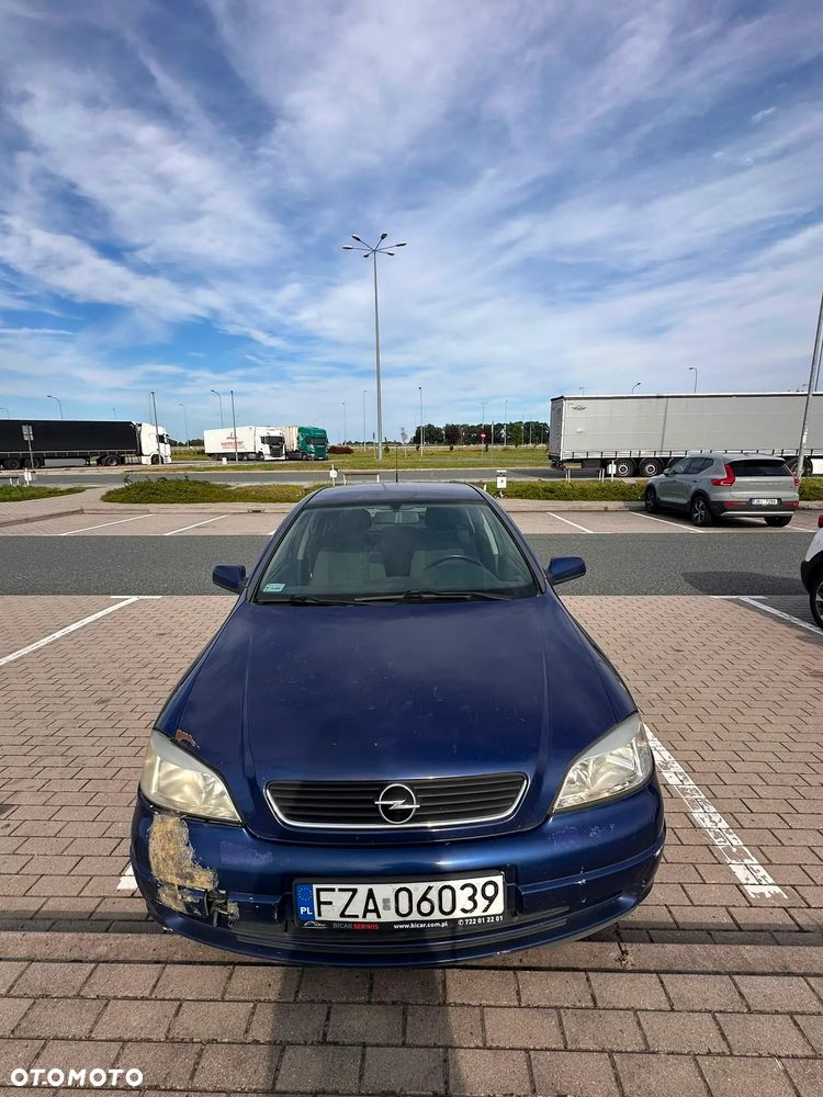 Opel Astra 1.6 NJoy - 17