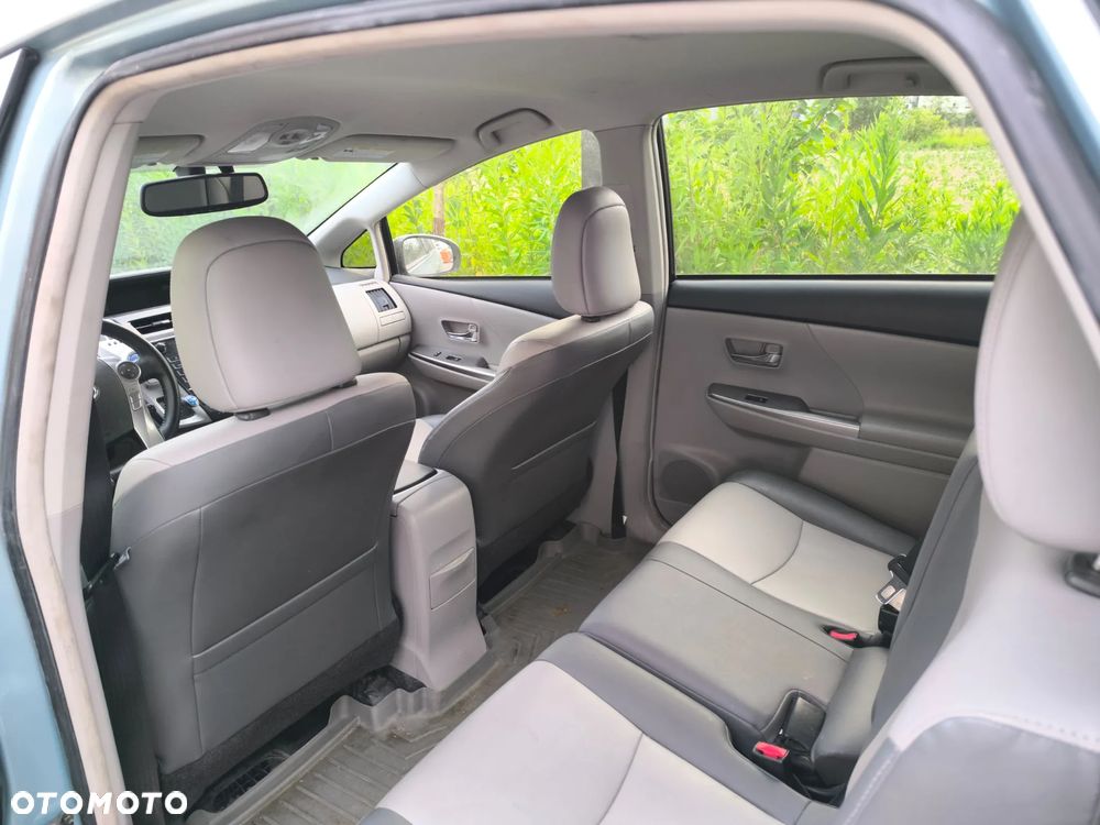 Toyota Prius 1.8 Hybrid Premium - 18