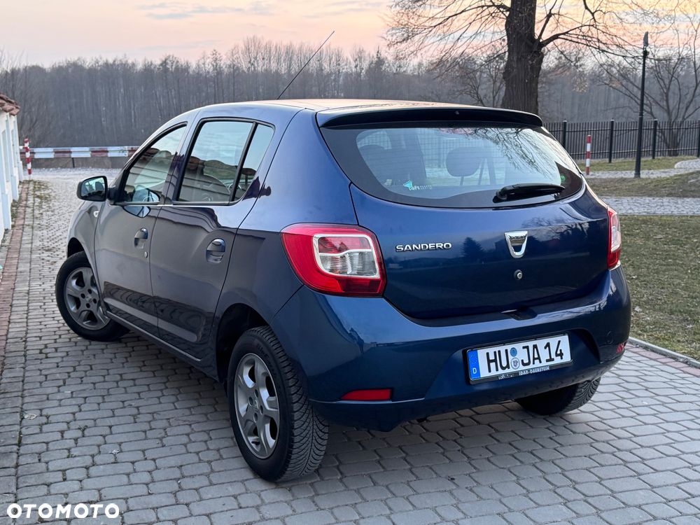 Dacia Sandero - 8