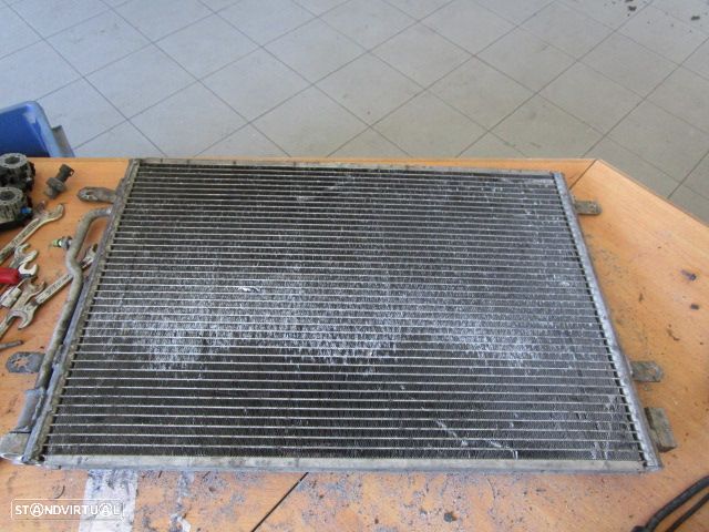 Radiador AC 8E0260401D AUDI A4 2003 1.9TDI USADO - 3