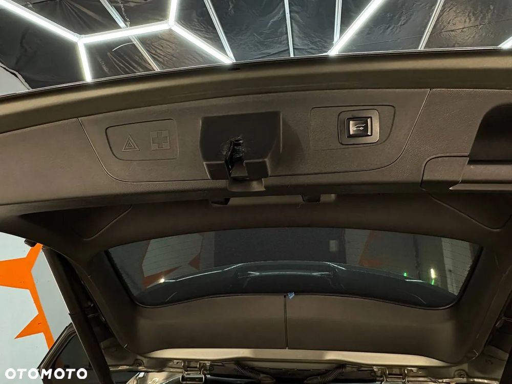 Opel Insignia - 13