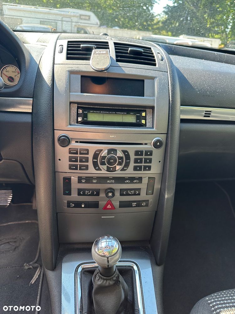 Peugeot 407 - 16