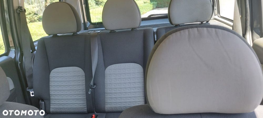 Fiat Doblo 1.9 JTD ELX - 11