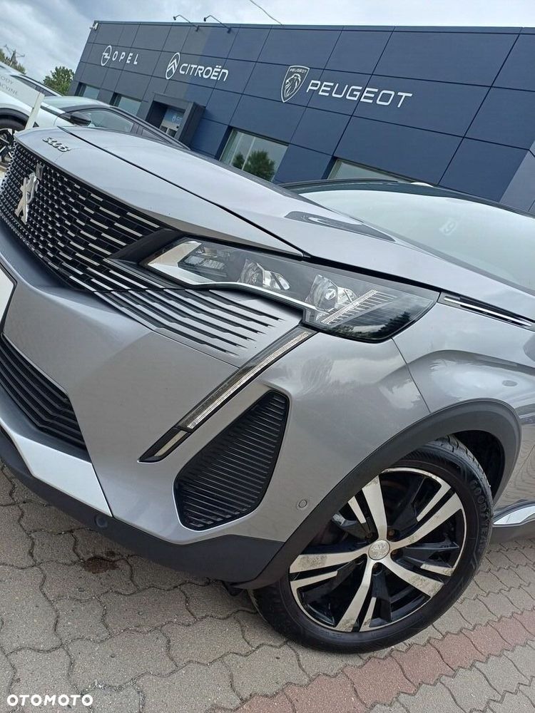 Peugeot 3008 1.6 PureTech HYbrid GT Line S&S EAT8 - 11