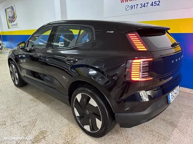 Volvo EX30 69 kWh Single Motor Extended Range Plus - 5