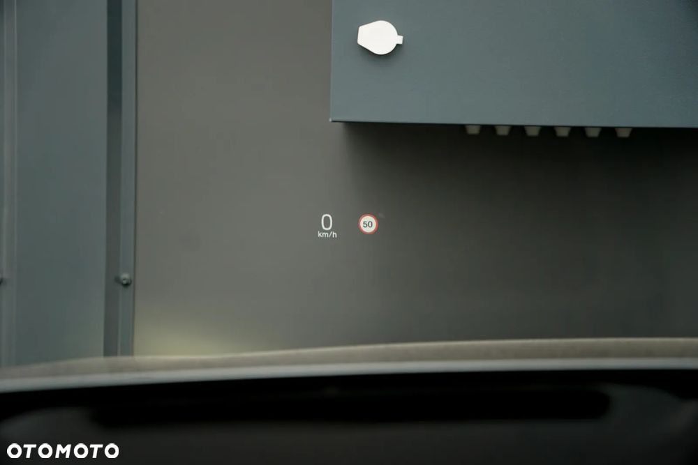 Volvo V60 T6 AWD R-Design - 33