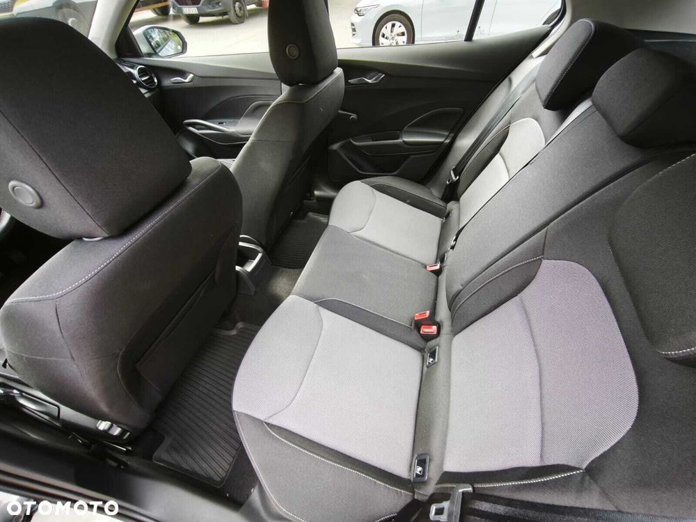 Skoda Fabia 1.0 TSI Selection DSG - 18