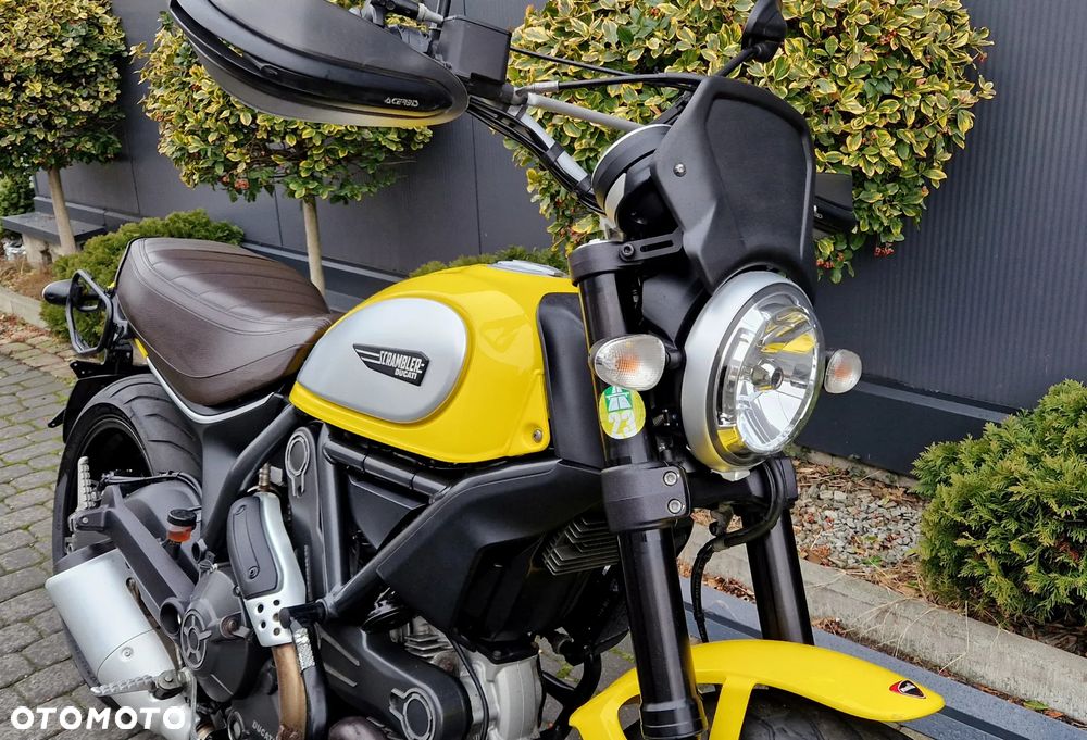 Ducati Scrambler - 15