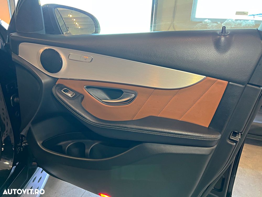 Mercedes-Benz GLC 300 e 4Matic 9G-TRONIC Edition AMG Line - 15