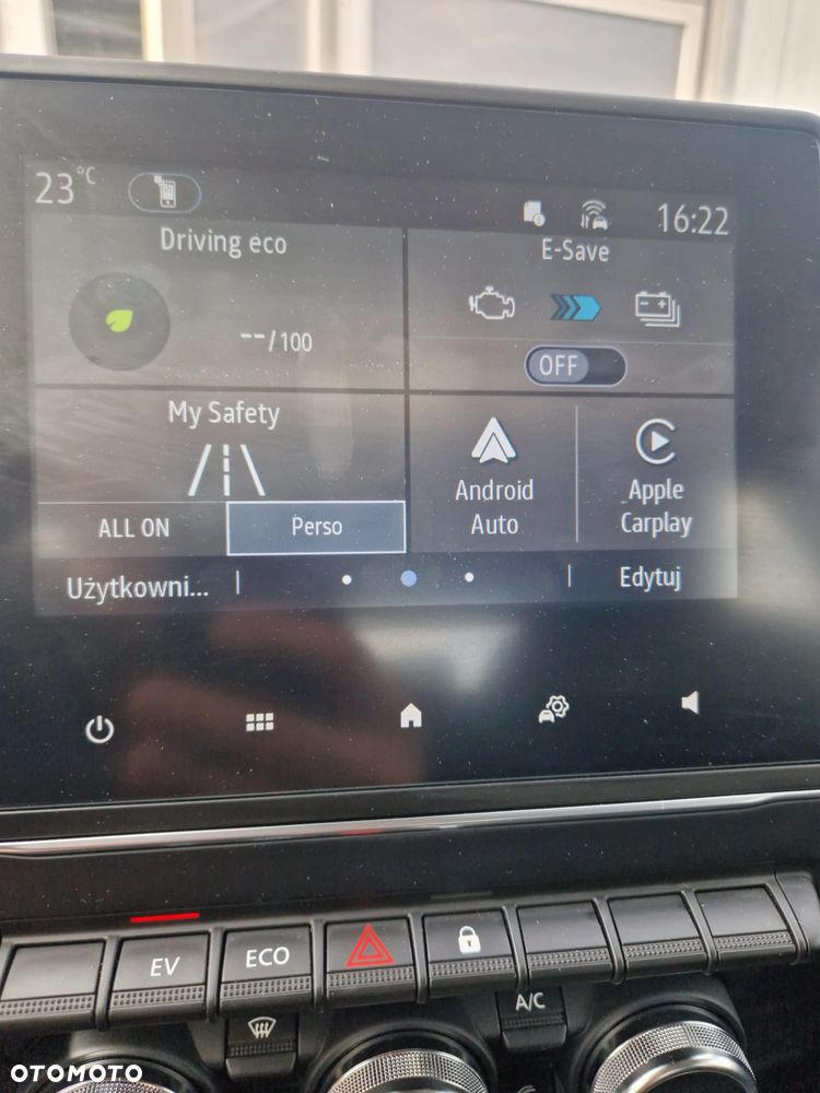 Renault Clio 1.6 E-TECH Techno - 19