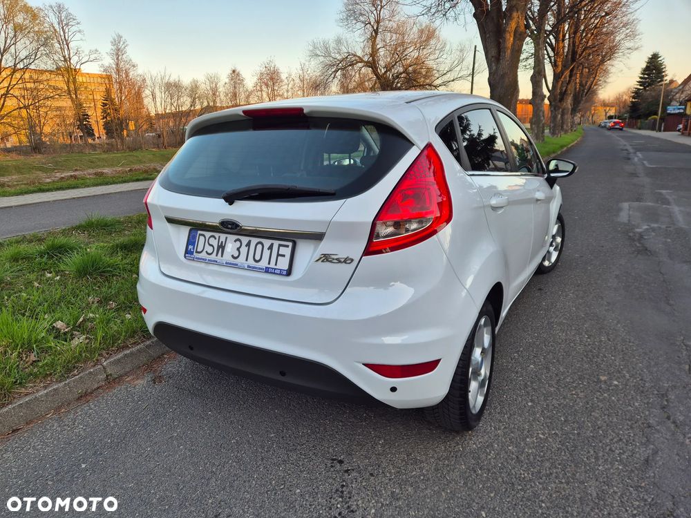 Ford Fiesta 1.25 Titanium - 27