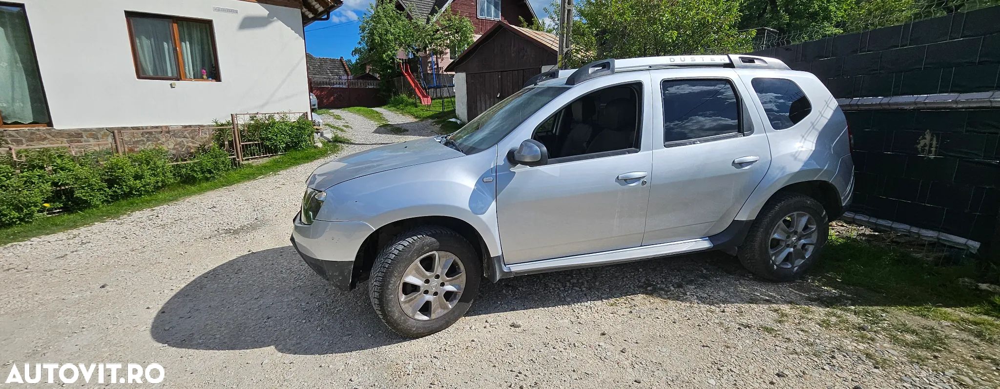Dacia Duster 1.5 dCi 4x4 Laureate - 1