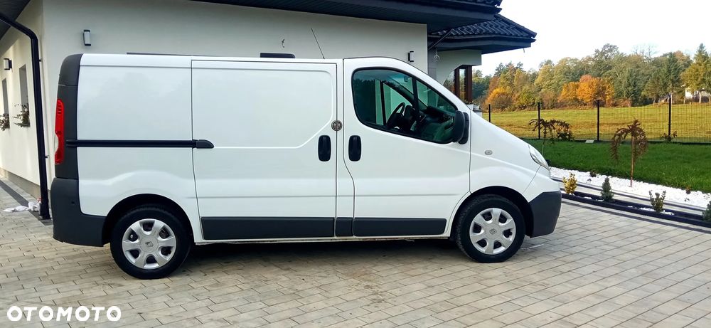 Renault Trafic - 11