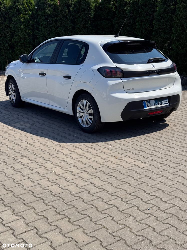 Peugeot 208 - 6