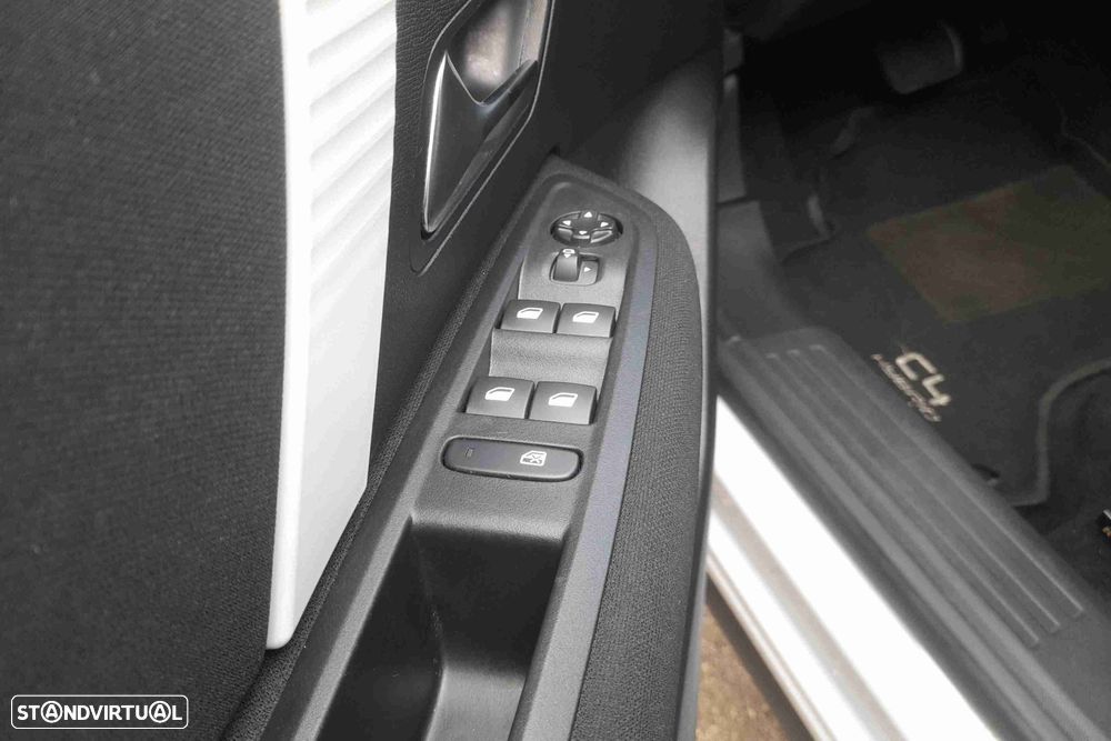 Citroën C4 1.2 Hybrid Plus e-DSC6 - 13