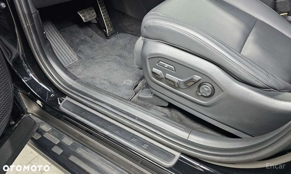 Hyundai Santa Fe - 27