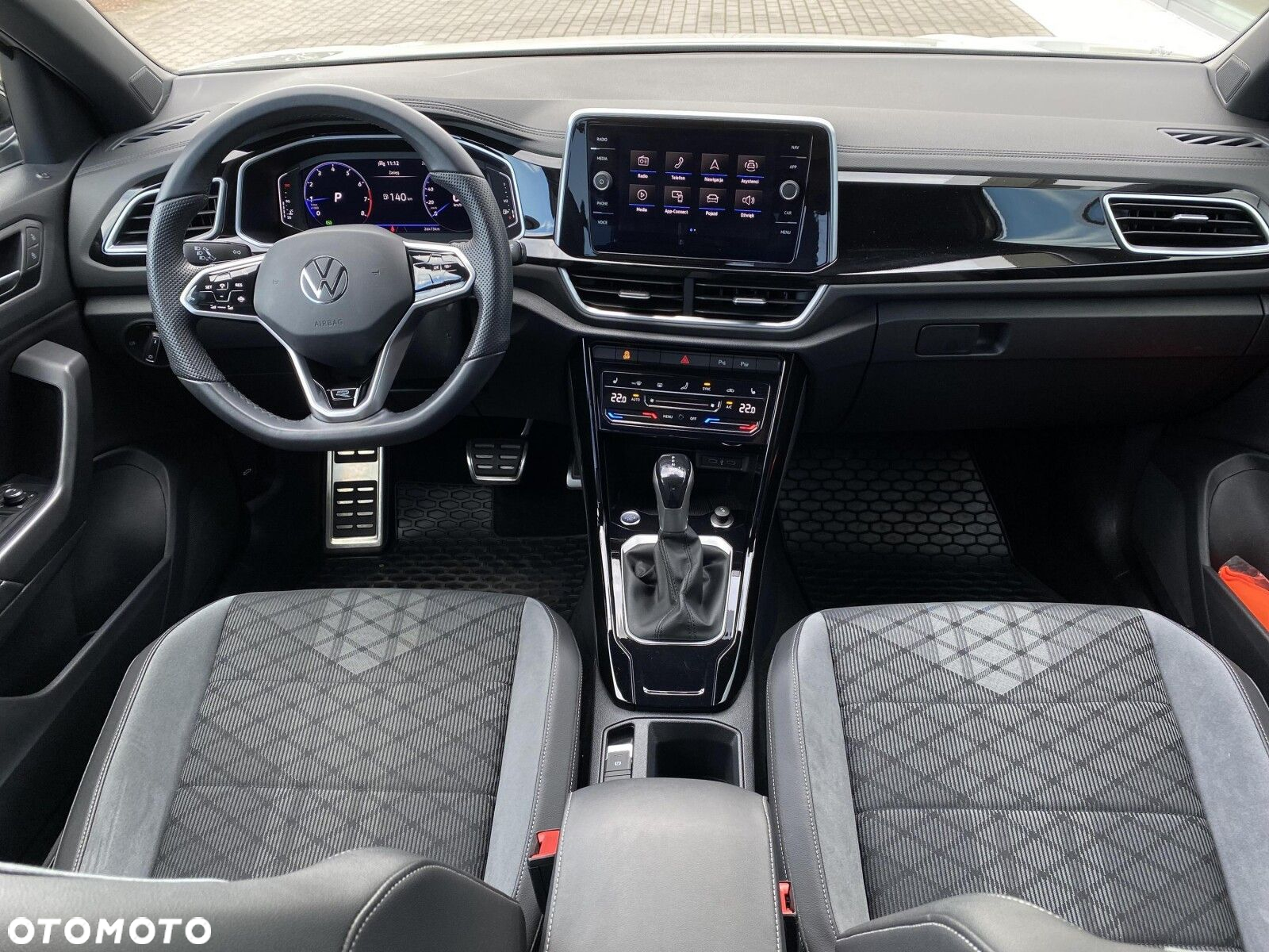 Volkswagen T-Roc 1.5 TSI R-Line DSG - 12