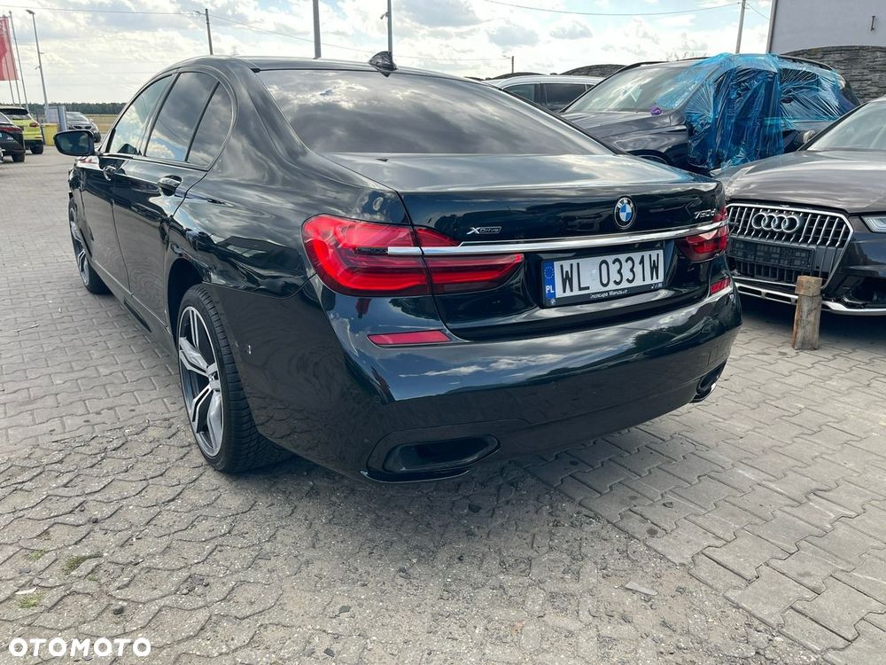 BMW Seria 7 2017 photo 4