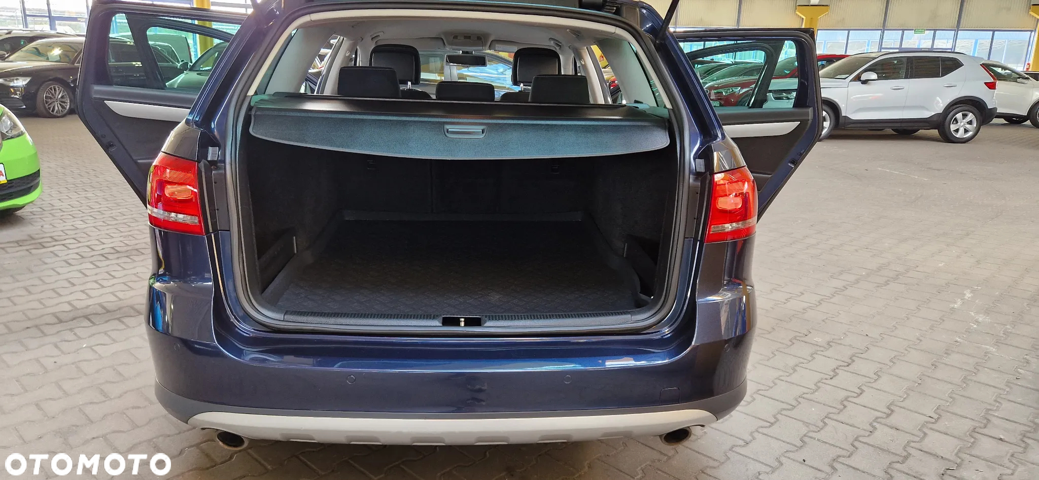 Volkswagen Passat Alltrack 2.0 TDI 4Mot DSG - 15