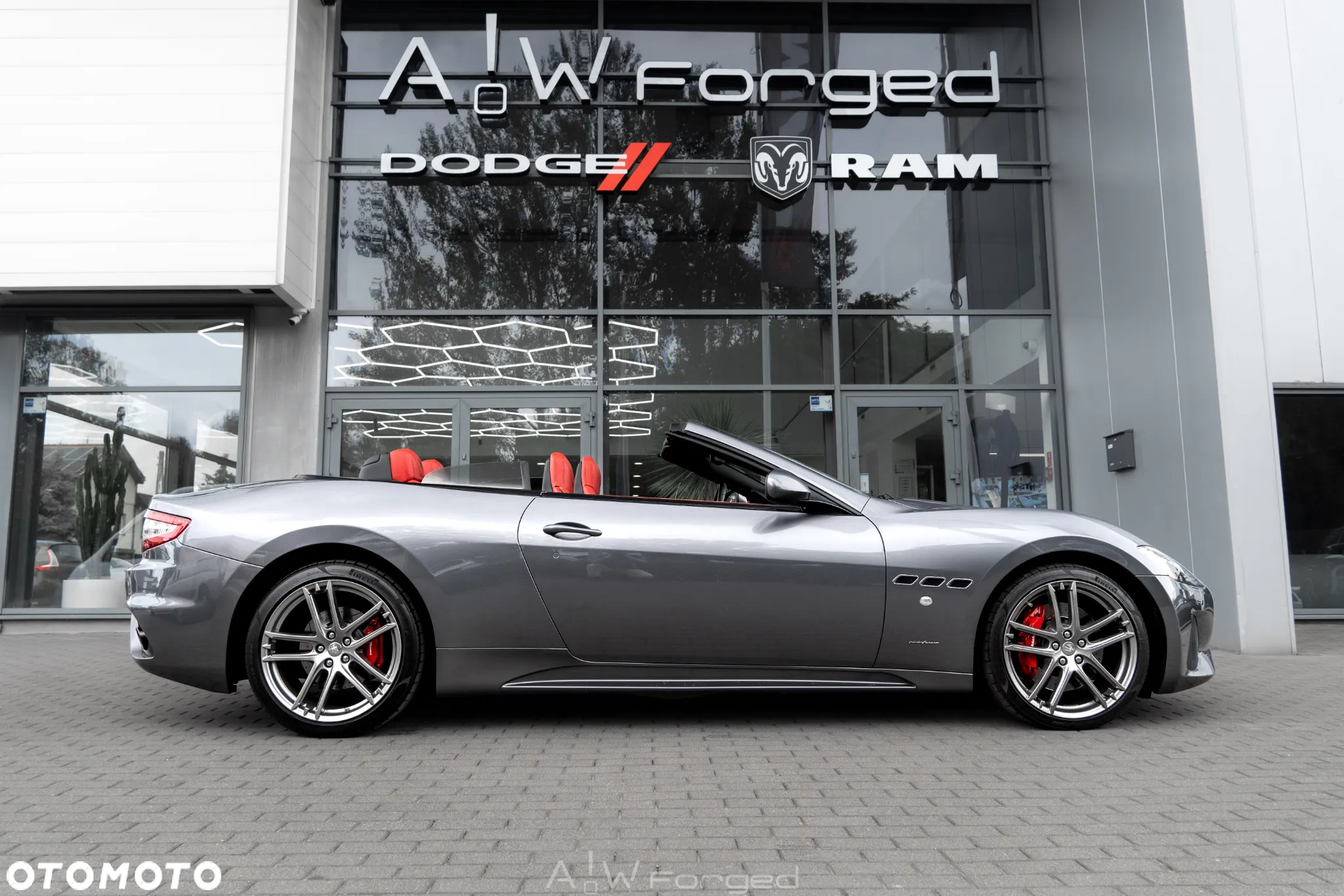 Maserati GranTurismo S Automat - 10