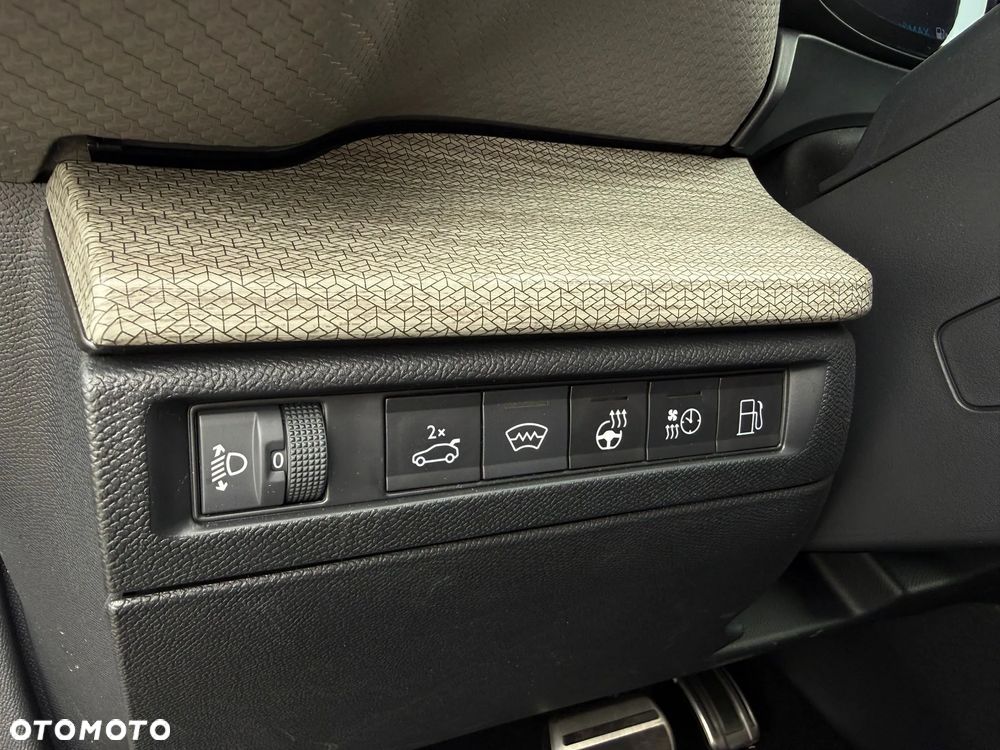 Citroën C5X 1.6 PHEV 225 Feel Pack EAT8 - 16