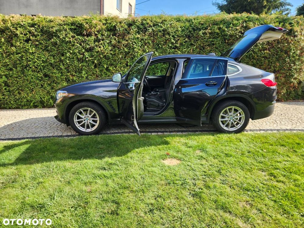 BMW X4 xDrive20d Advantage sport - 4