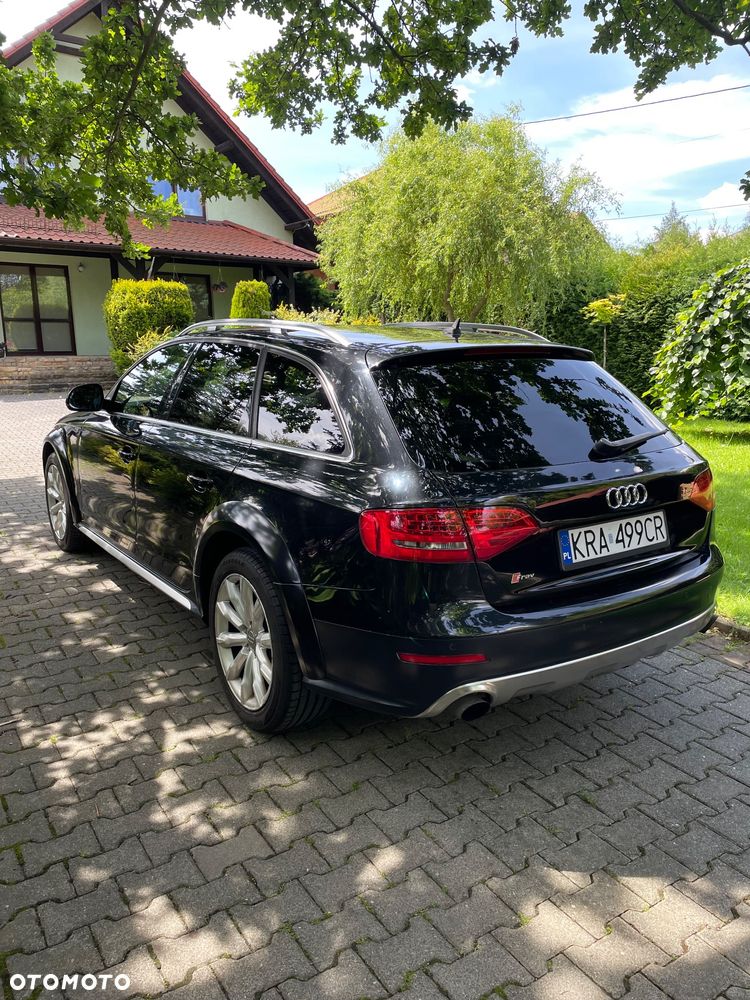 Audi A4 Allroad - 10