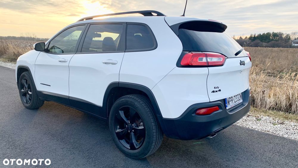 Jeep Cherokee - 6